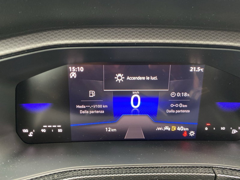 Volkswagen T-Cross nuova a Lodi (17)
