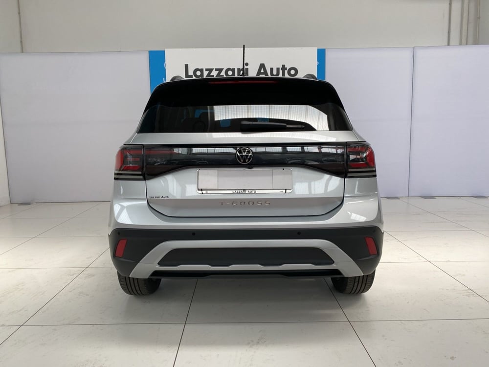 Volkswagen T-Cross nuova a Lodi (5)