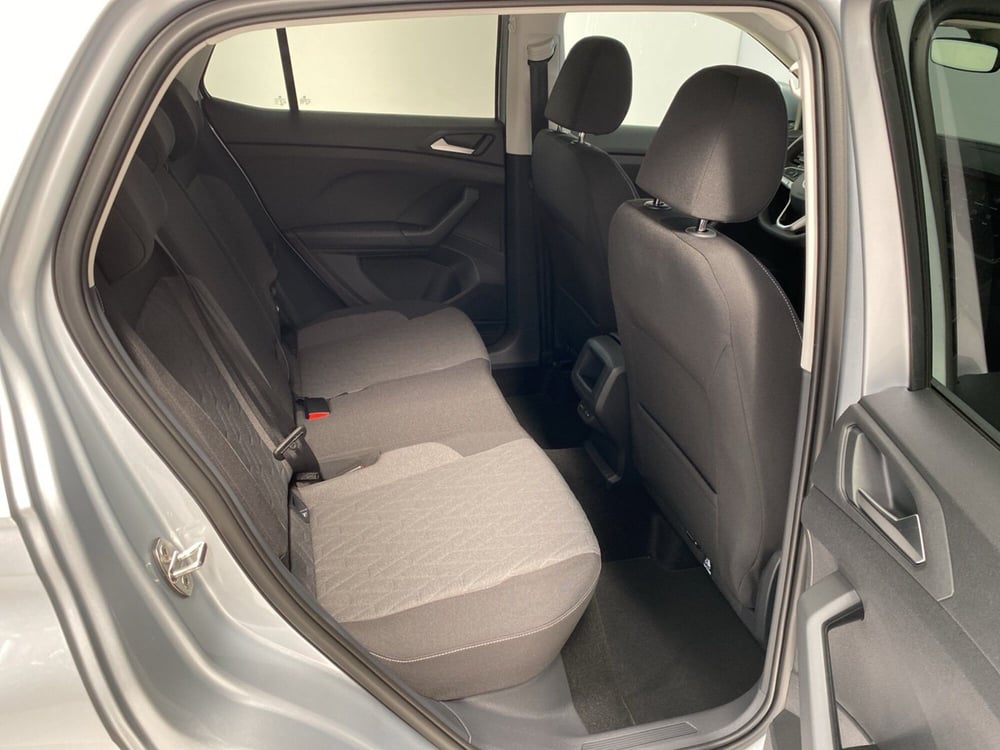Volkswagen T-Cross nuova a Lodi (7)