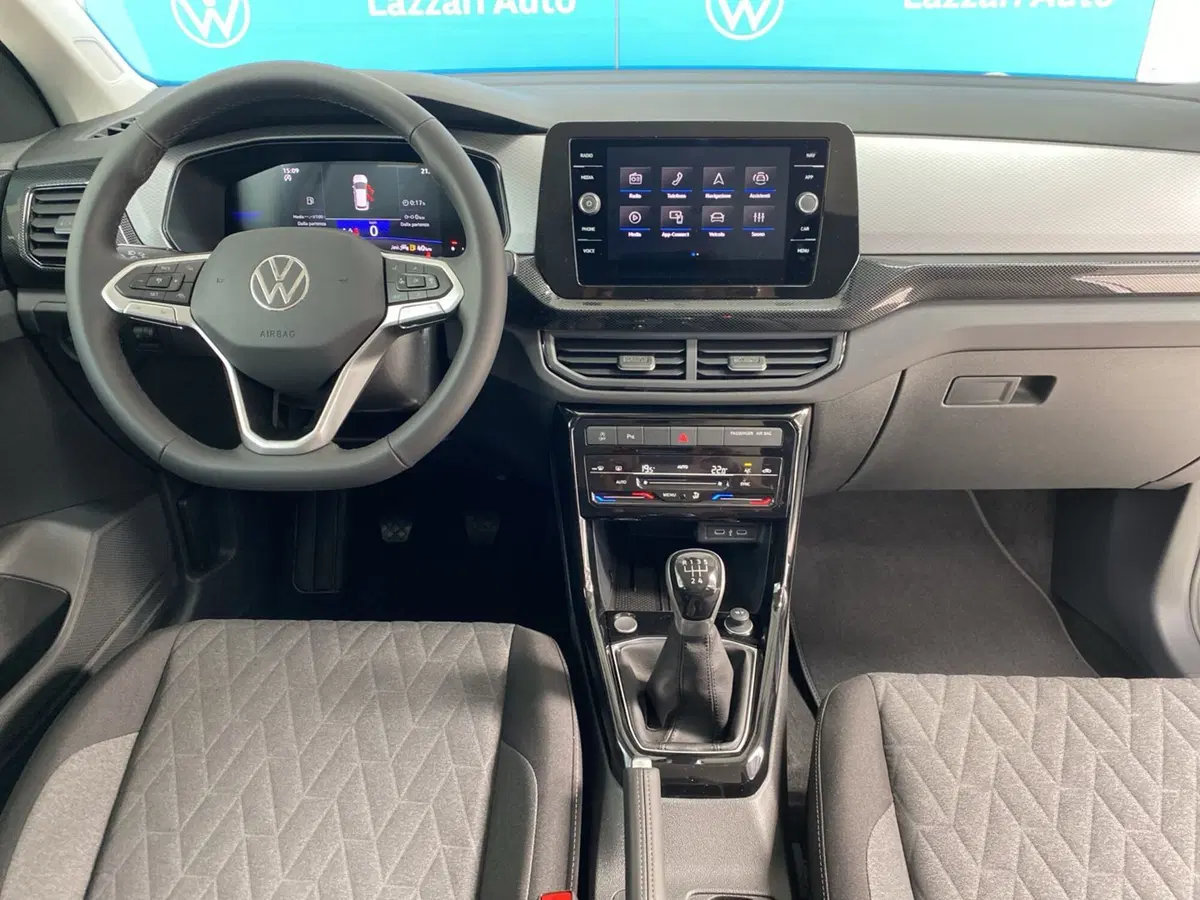 Volkswagen T-Cross nuova a Lodi (8)