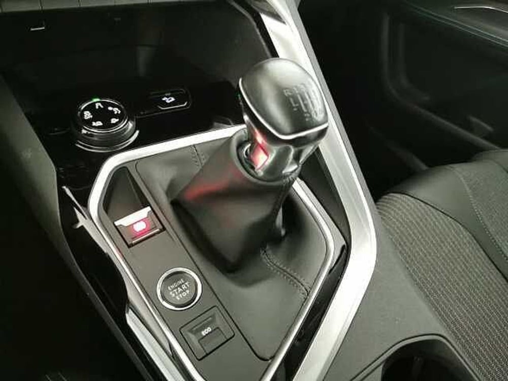 Peugeot 3008 usata a Chieti (16)