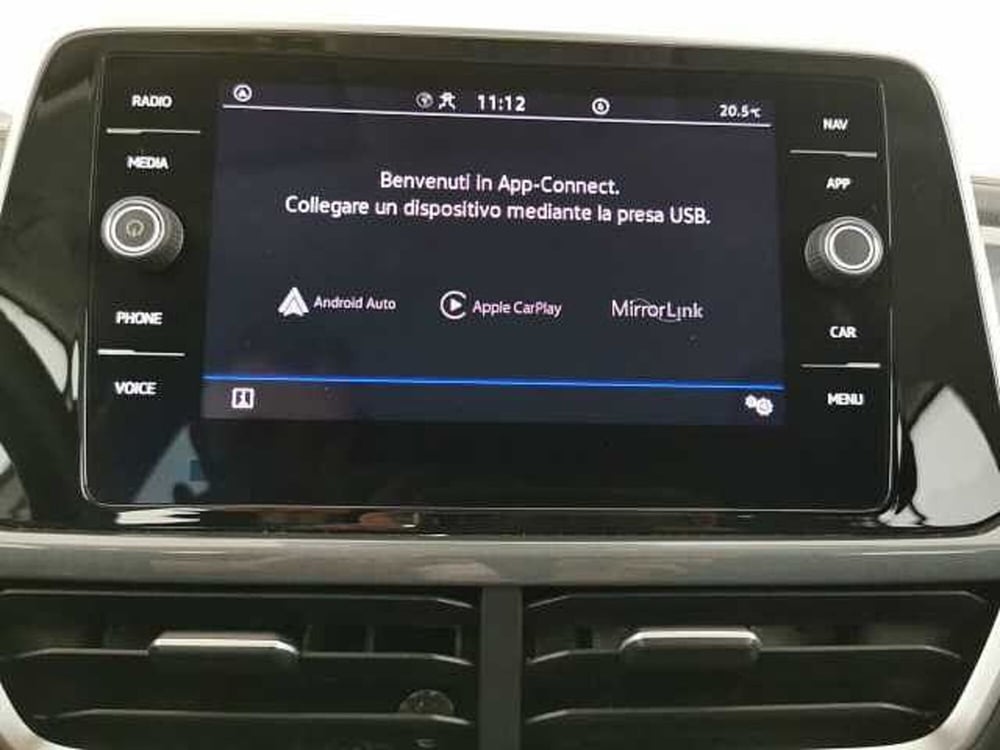 Volkswagen T-Roc usata a Chieti (13)