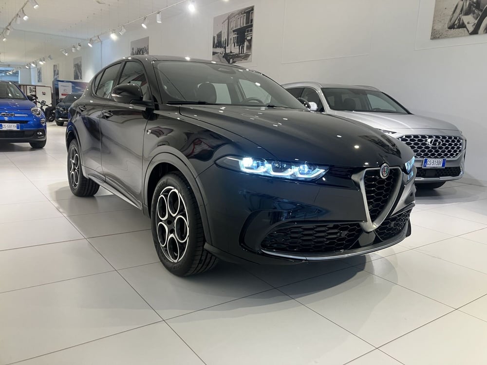 Alfa Romeo Tonale nuova a Parma (3)