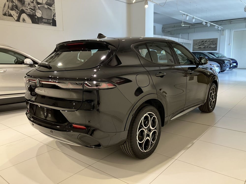 Alfa Romeo Tonale nuova a Parma (6)