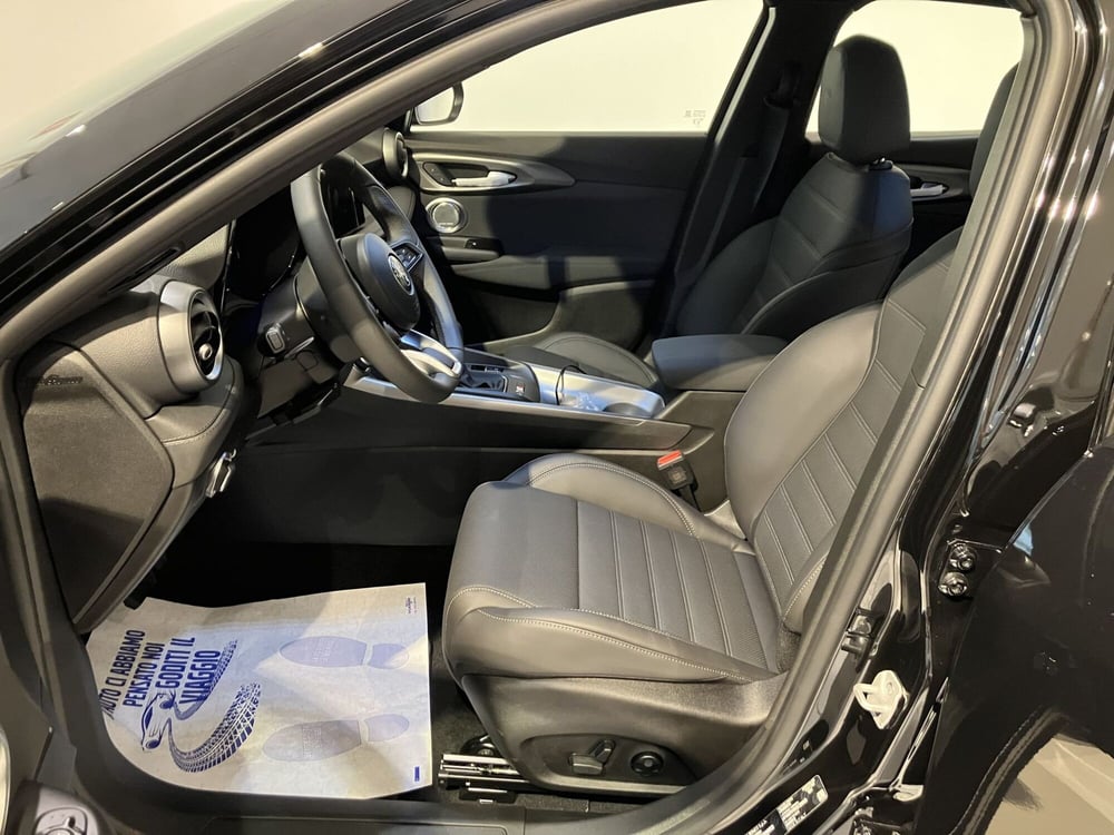 Alfa Romeo Tonale nuova a Parma (8)