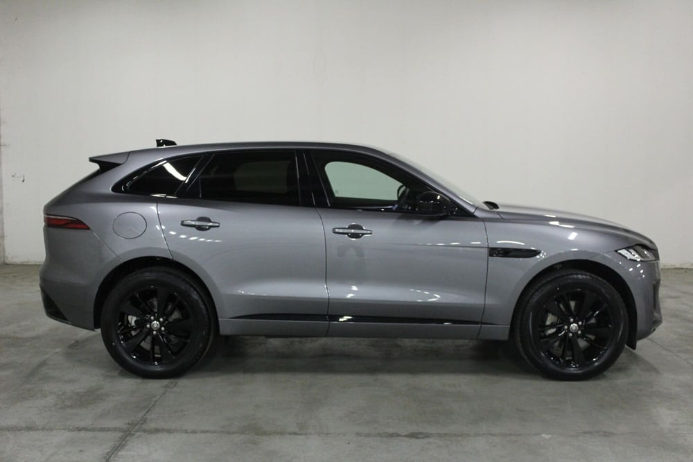 Jaguar F-Pace usata a Brescia (6)