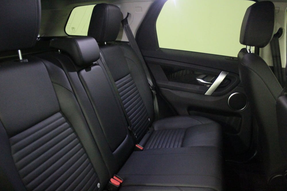 Land Rover Discovery Sport usata a Brescia (5)