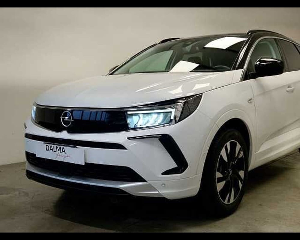Opel Grandland usata a Milano (15)