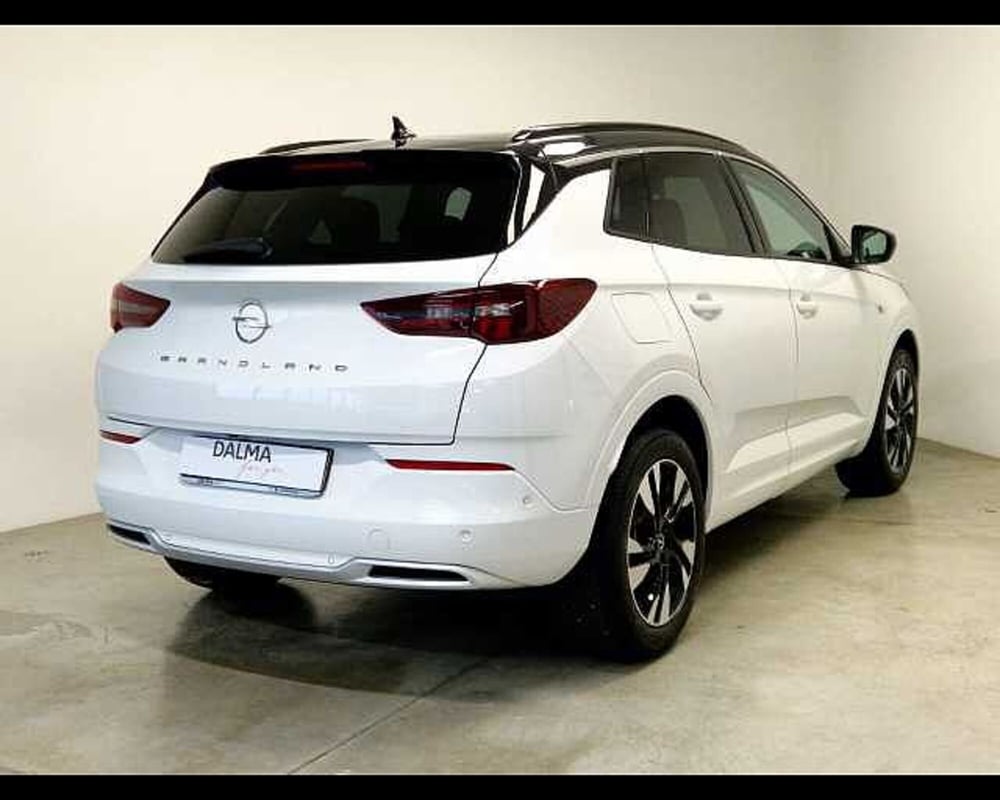 Opel Grandland usata a Milano (4)