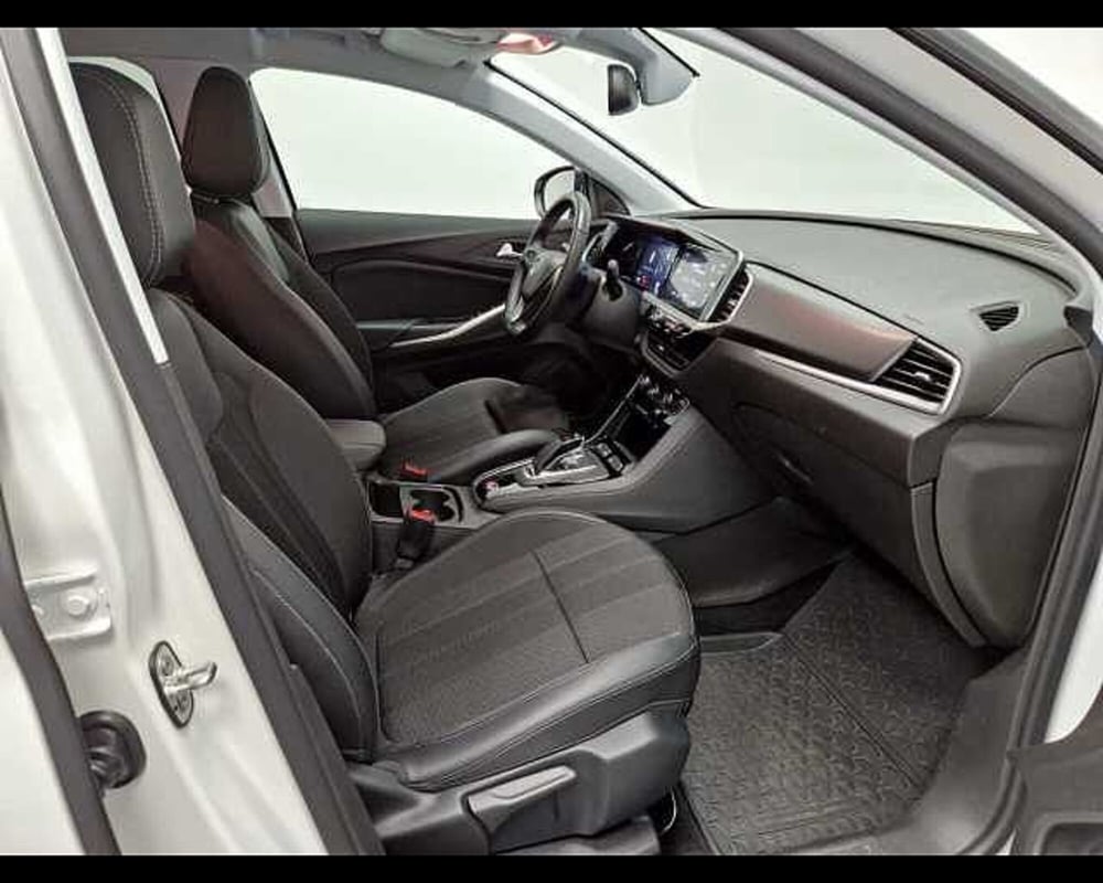 Opel Grandland usata a Milano (9)