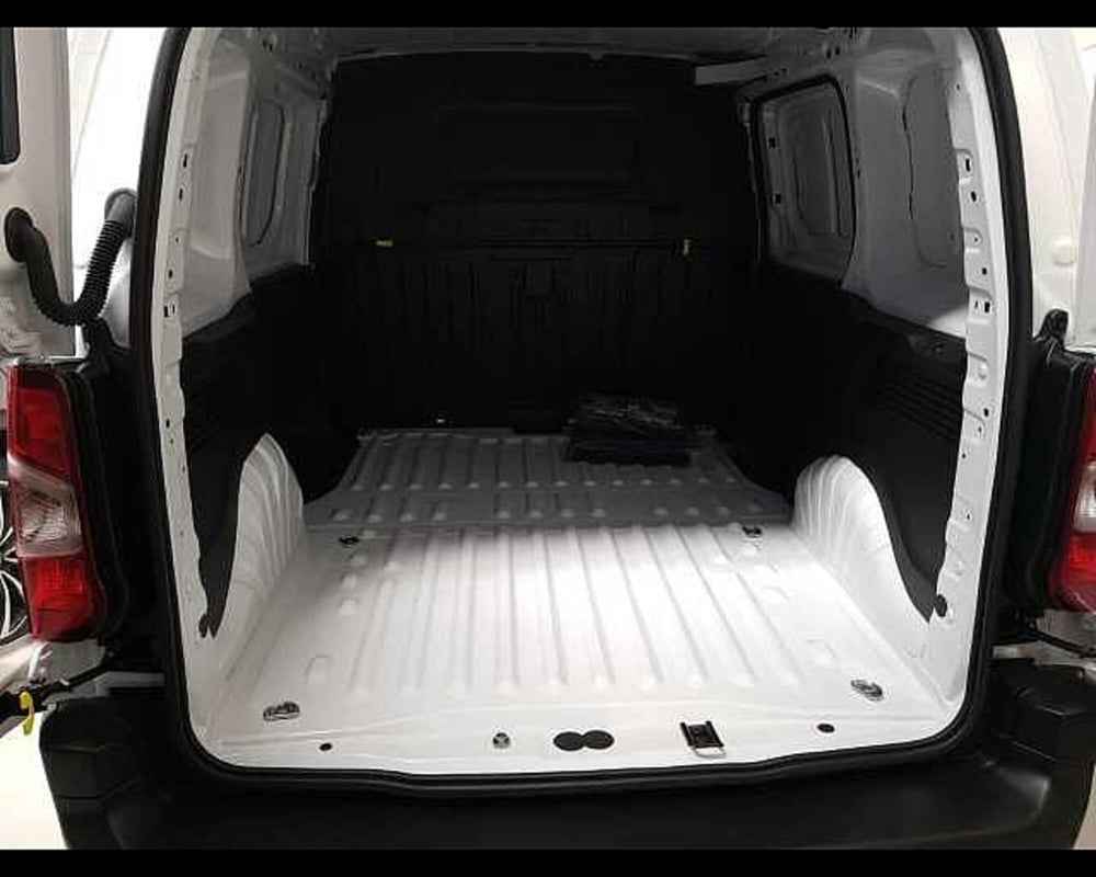 Citroen Berlingo Furgone nuova a Milano (4)