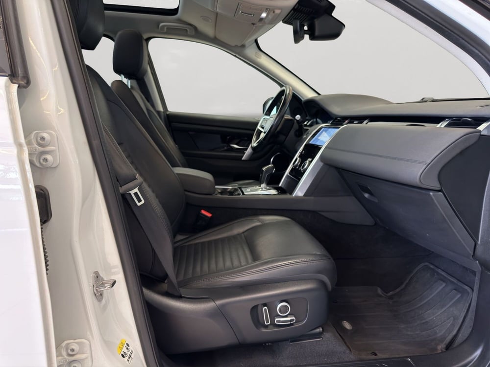 Land Rover Discovery Sport usata a Latina (3)