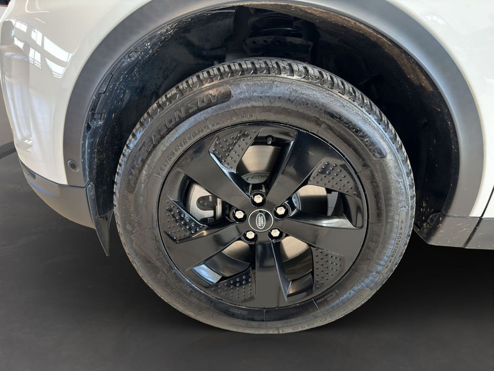 Land Rover Discovery Sport usata a Latina (9)