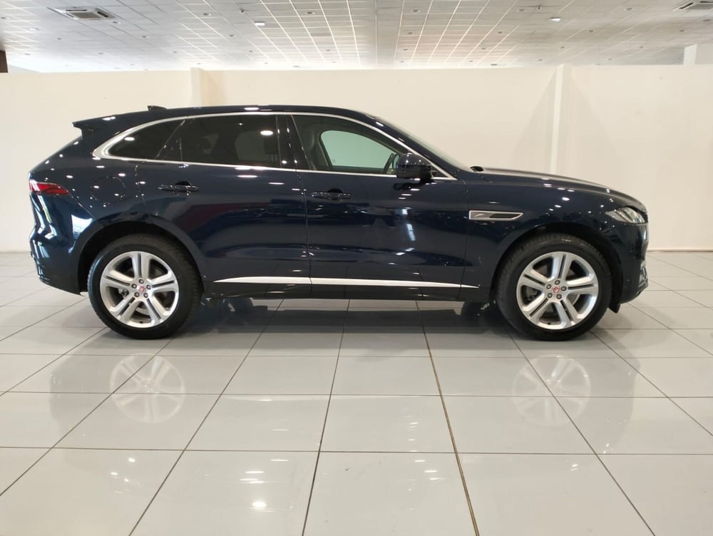 Jaguar F-Pace usata a Cosenza (6)