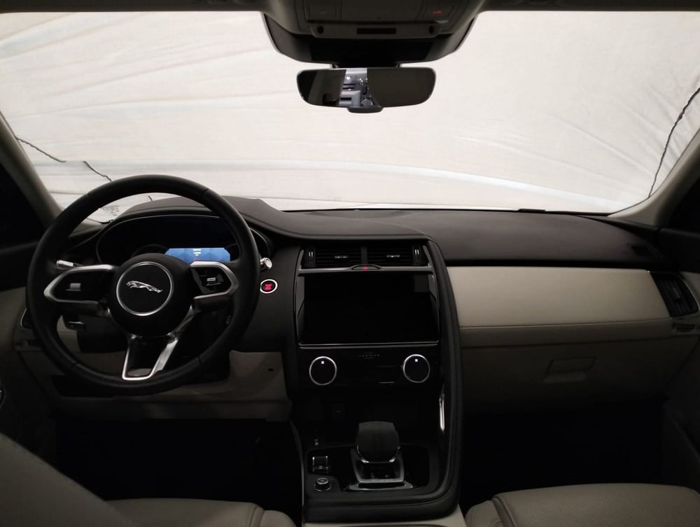 Jaguar E-Pace usata a Cosenza (4)
