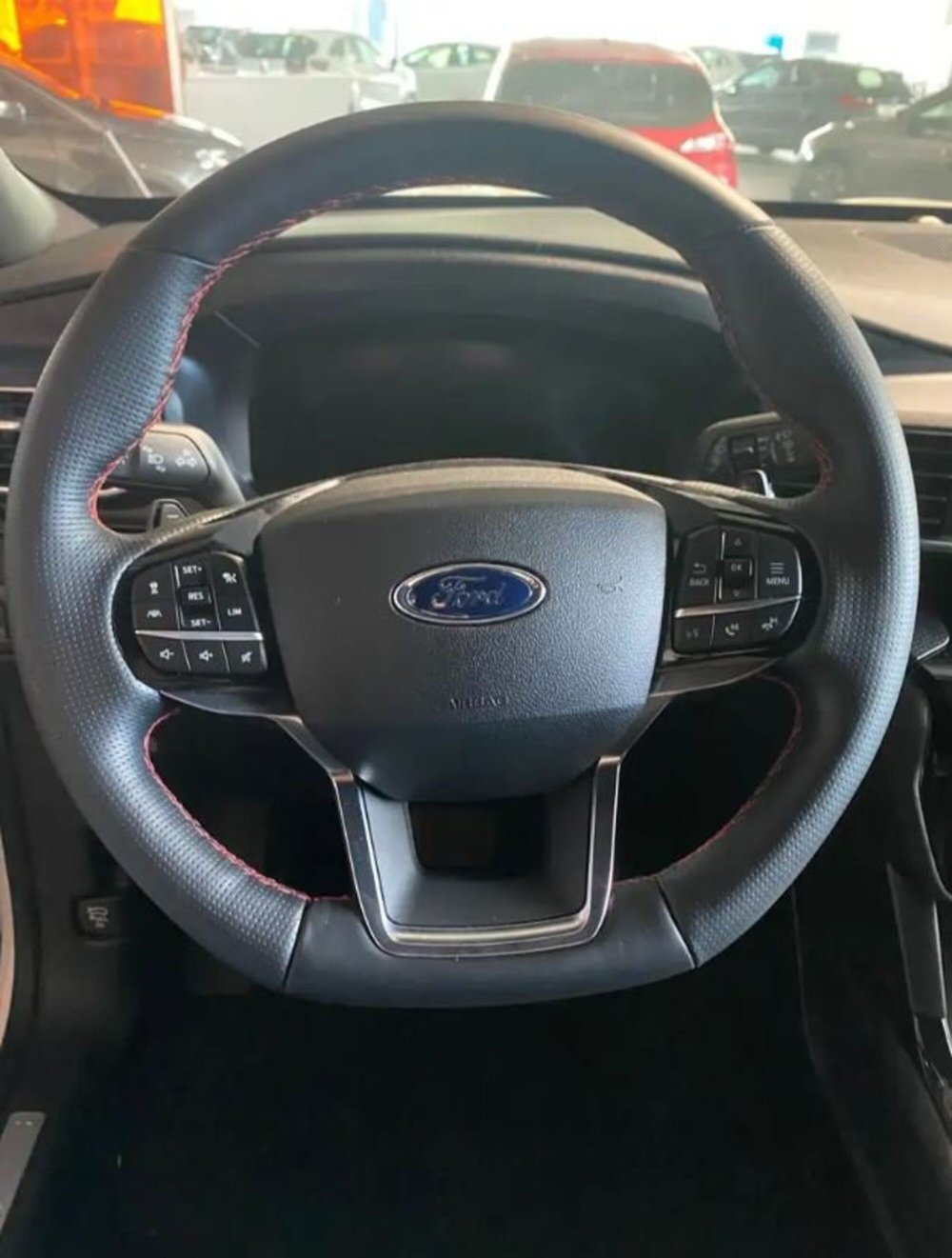 Ford Explorer nuova a Latina (10)