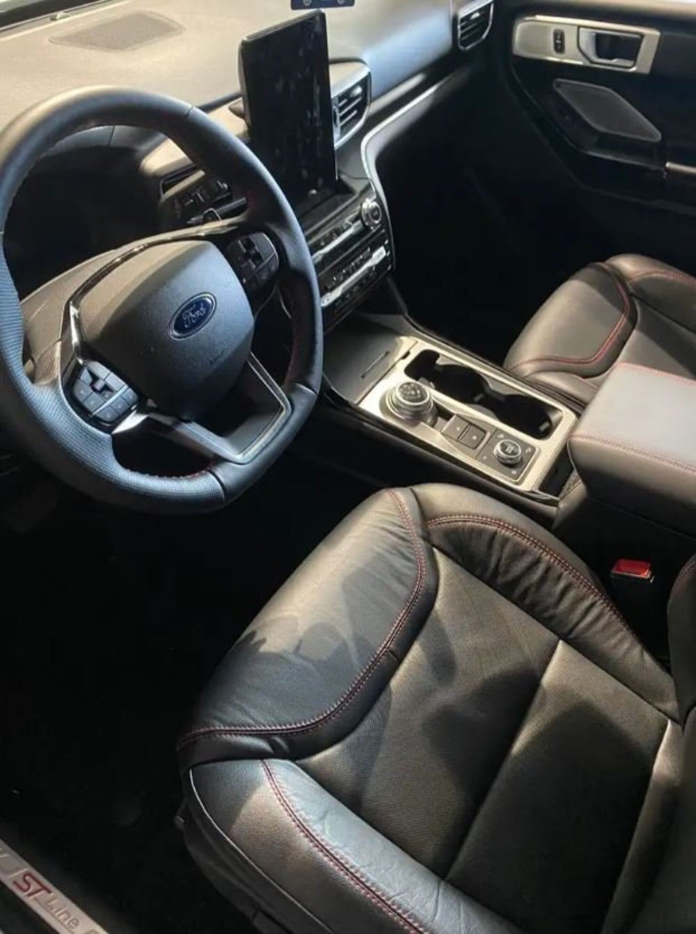 Ford Explorer nuova a Latina (12)