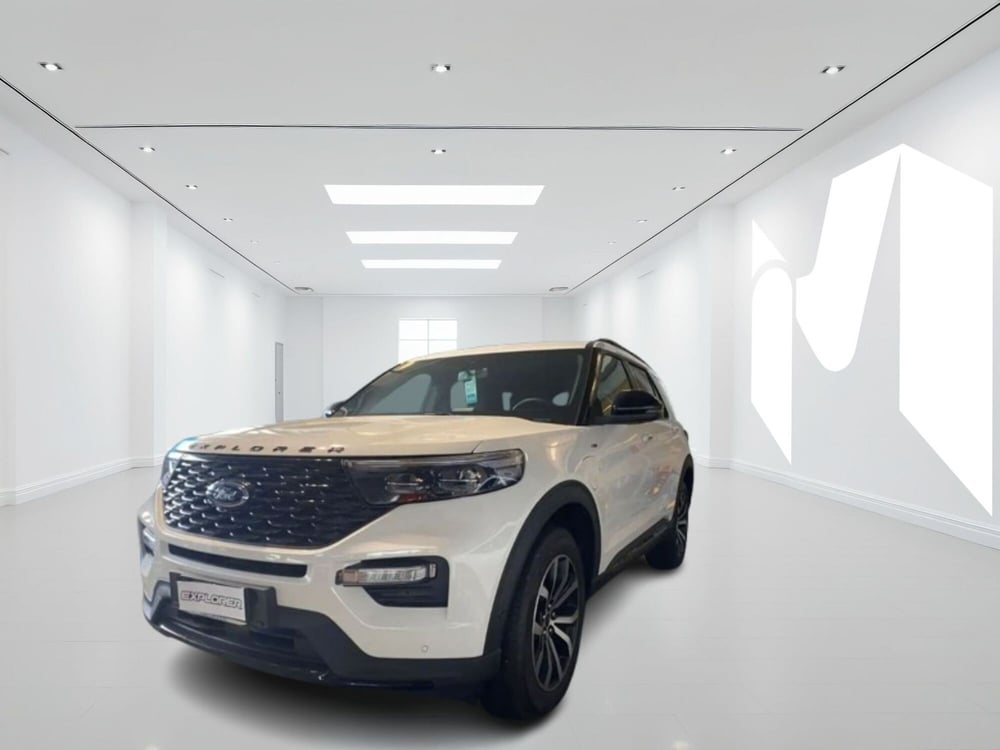 Ford Explorer nuova a Latina (4)