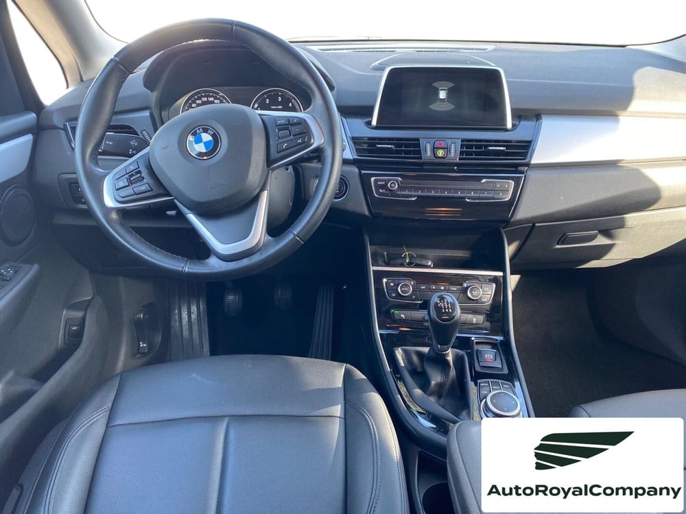 BMW Serie 2 Active Tourer usata a Roma (9)