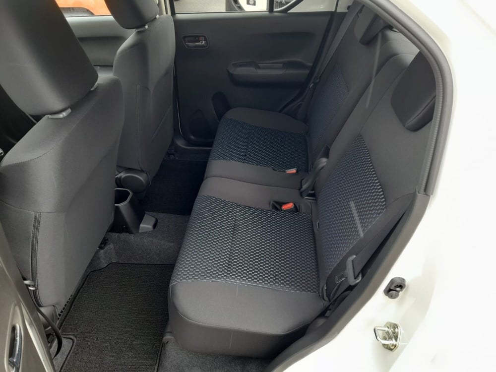 Suzuki Ignis nuova a L'Aquila (12)