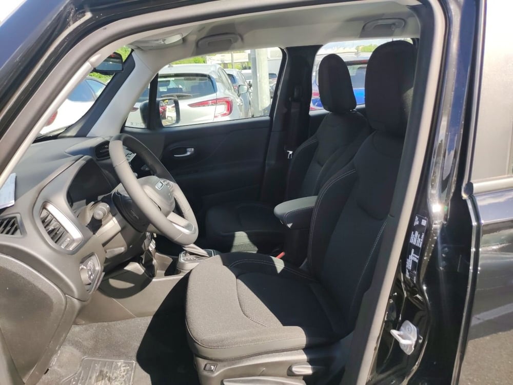 Jeep Renegade nuova a Roma (15)