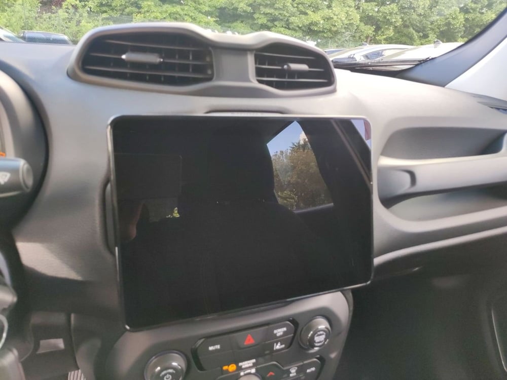 Jeep Renegade nuova a Roma (19)