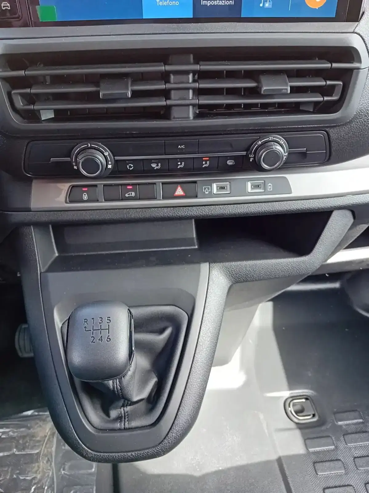 Fiat Scudo Furgone nuova a Milano (15)