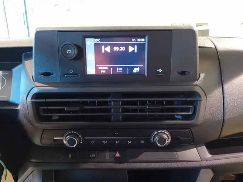 Fiat Scudo Furgone nuova a Milano (10)