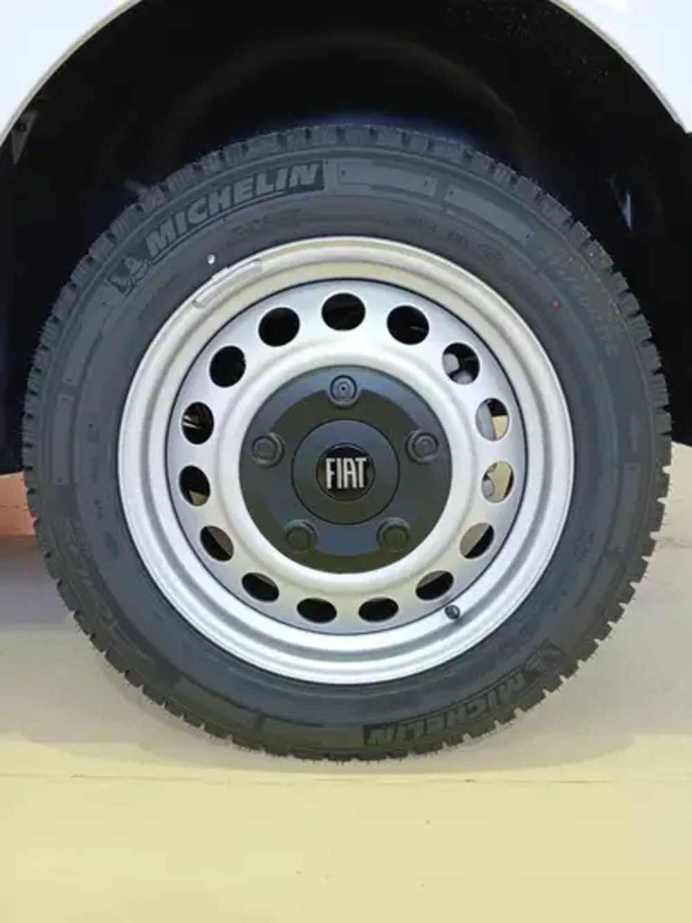Fiat Scudo Furgone nuova a Milano (14)