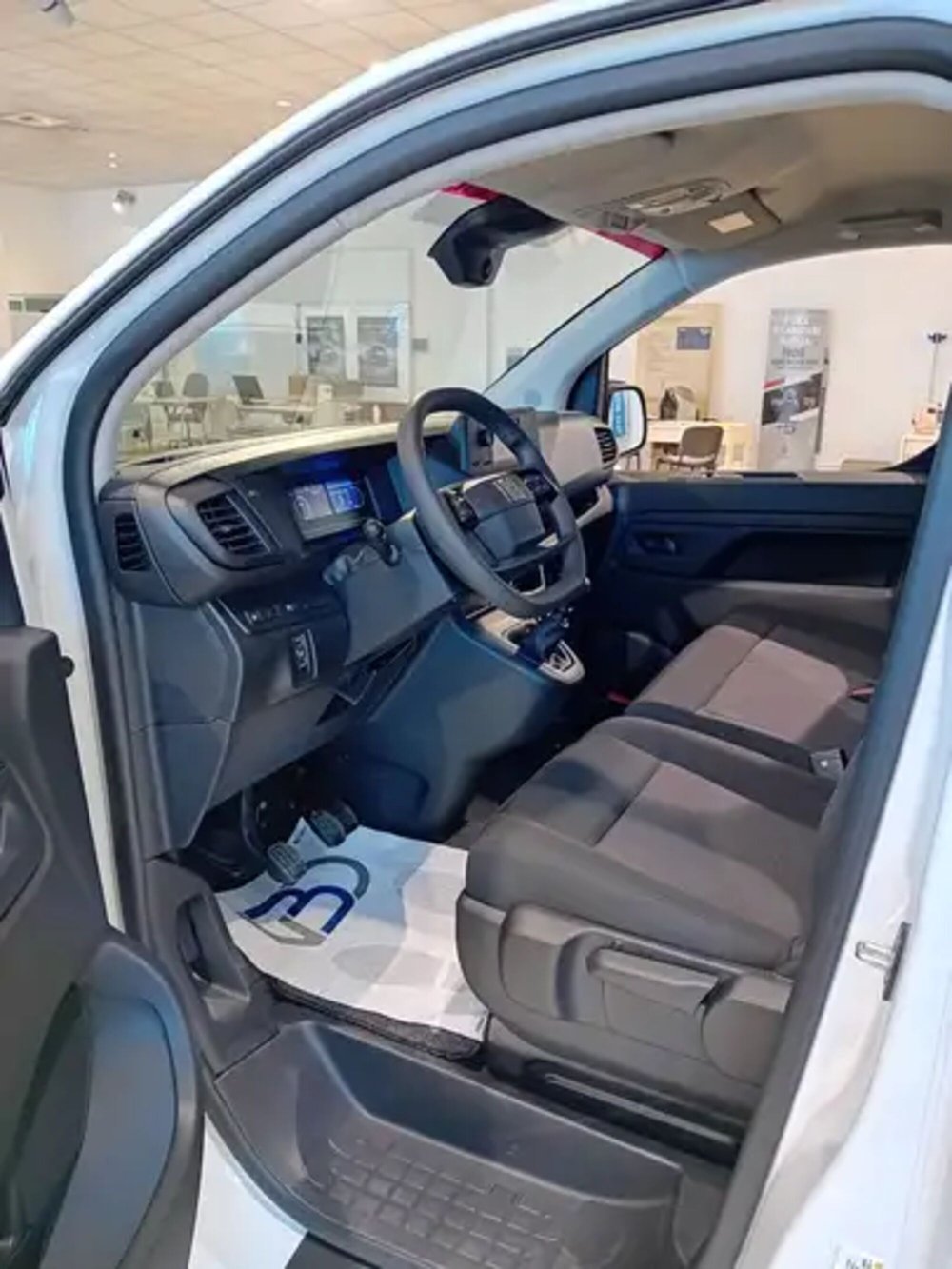 Fiat Scudo Furgone nuova a Milano (6)