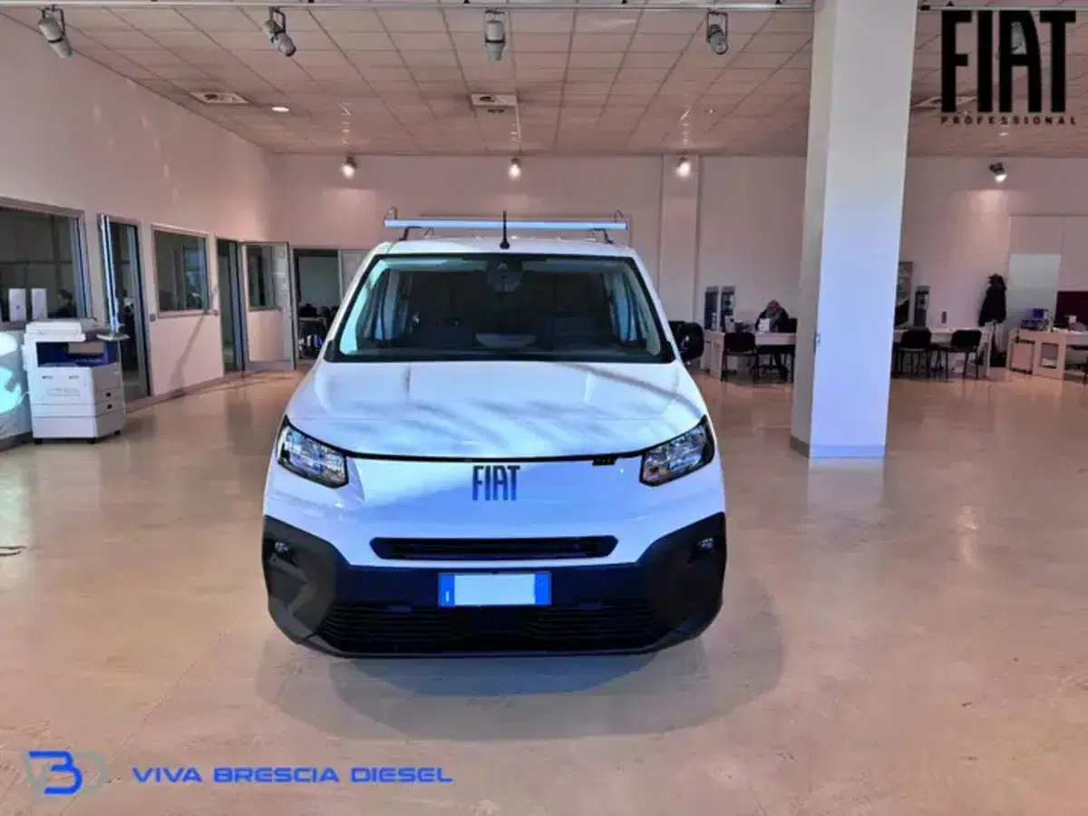 Fiat Doblò Furgone nuova a Milano (2)
