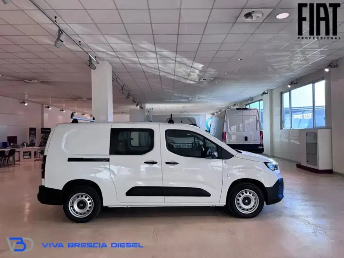 Fiat Doblò Furgone nuova a Milano (4)