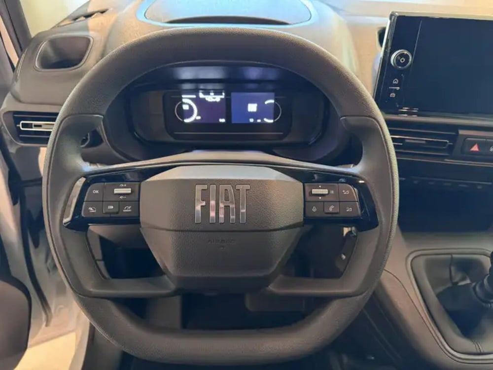 Fiat Doblò Furgone nuova a Milano (8)