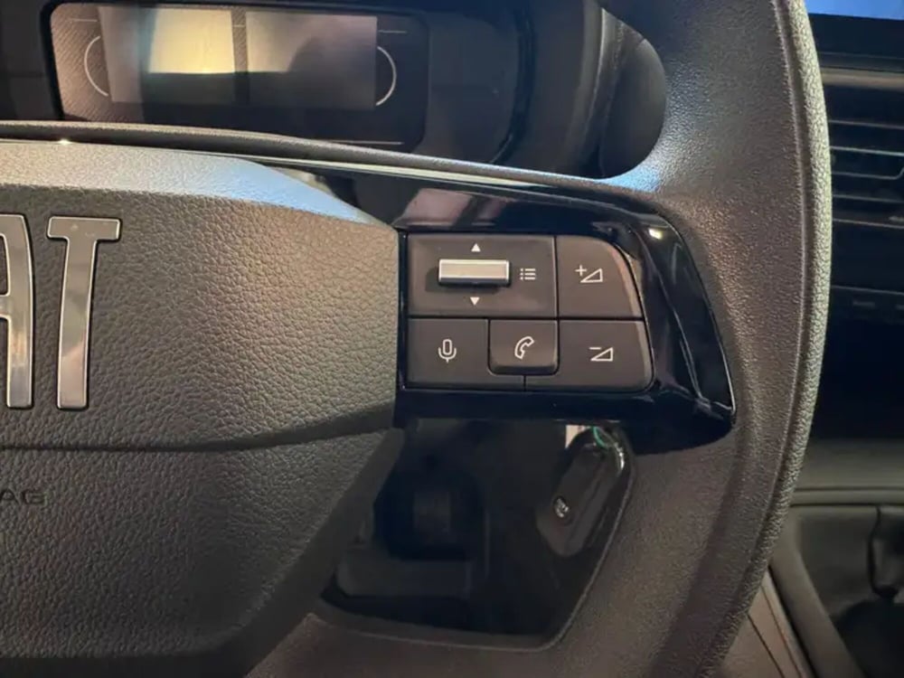 Fiat Doblò Furgone nuova a Milano (9)