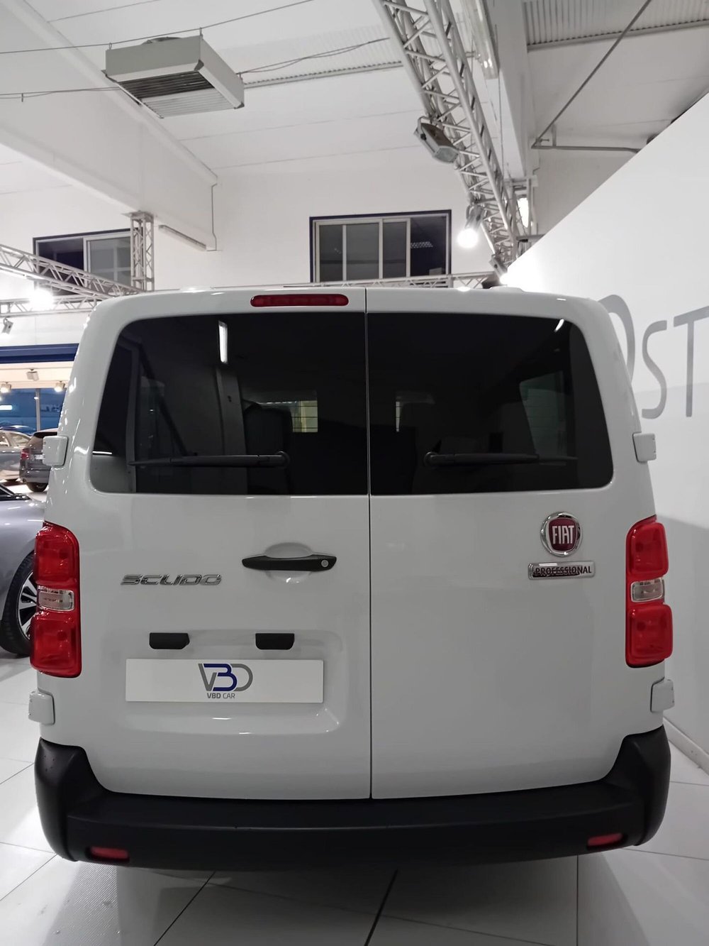 Fiat Scudo Furgone nuova a Milano (6)