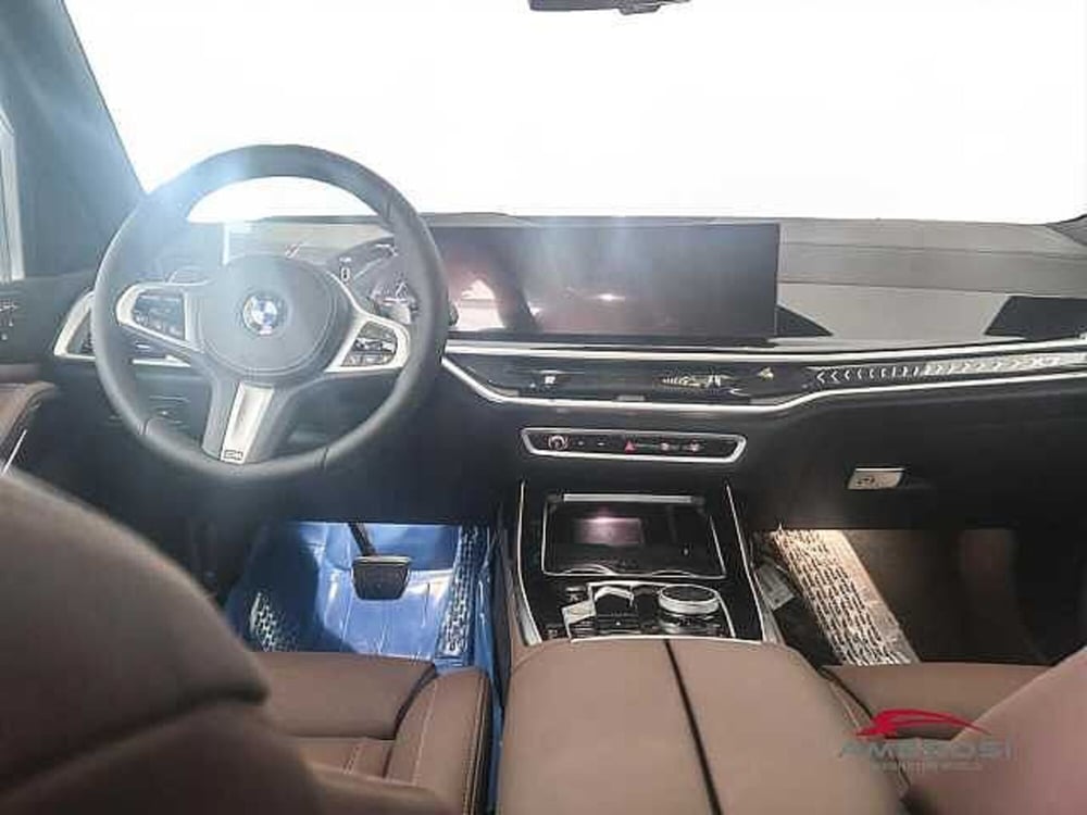 BMW X7 nuova a Viterbo (16)