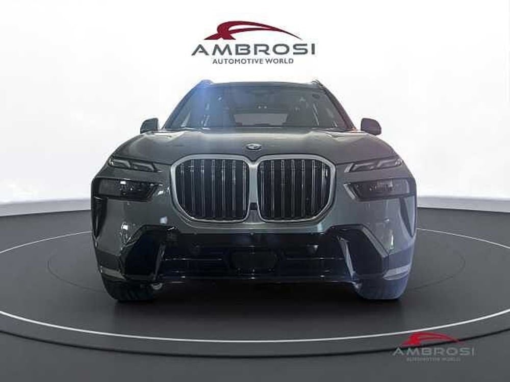 BMW X7 nuova a Viterbo (7)