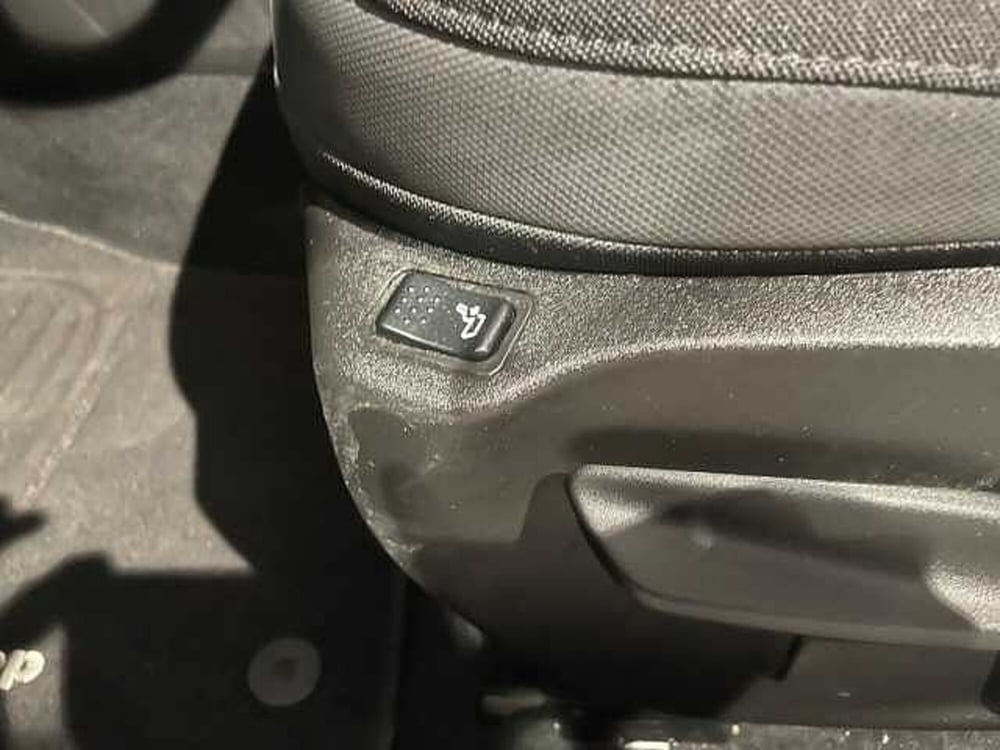 Jeep Renegade usata a Genova (11)