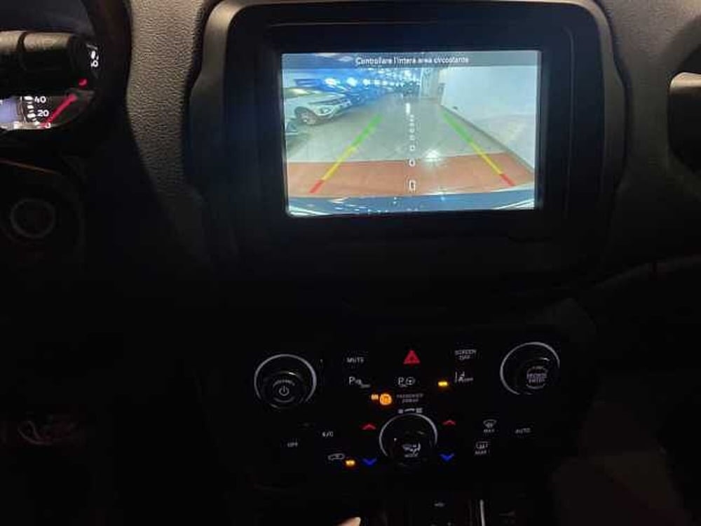 Jeep Renegade usata a Genova (13)