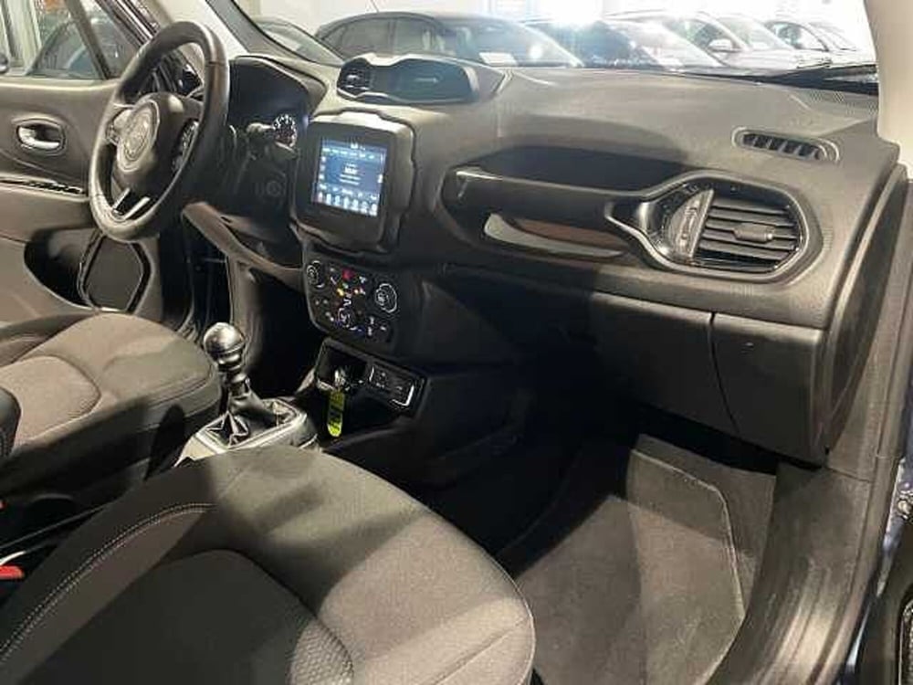 Jeep Renegade usata a Genova (9)