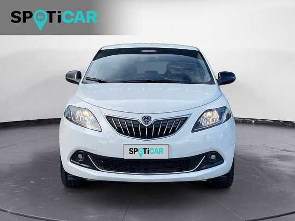 Lancia Ypsilon nuova a Treviso (2)