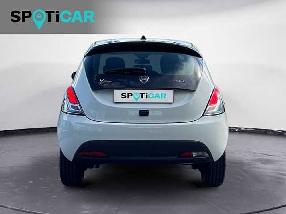 Lancia Ypsilon nuova a Treviso (5)