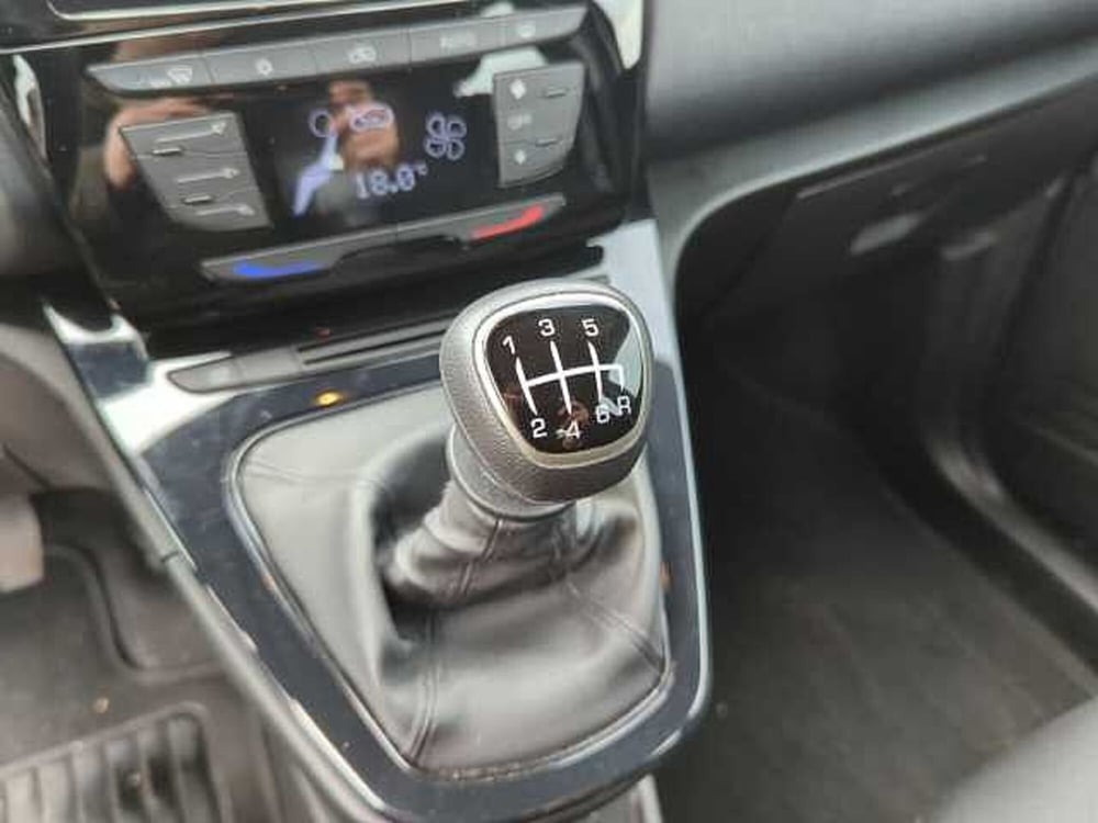 Lancia Ypsilon usata a Treviso (14)