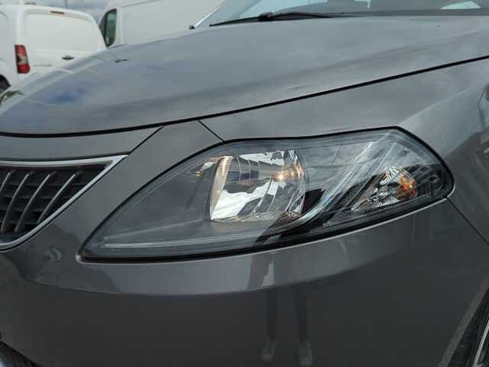 Lancia Ypsilon usata a Treviso (16)