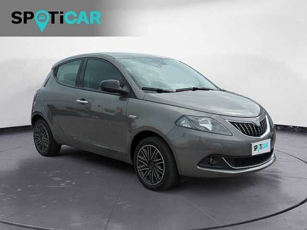 Lancia Ypsilon usata a Treviso (3)
