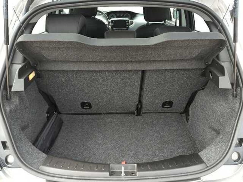 Lancia Ypsilon usata a Treviso (6)