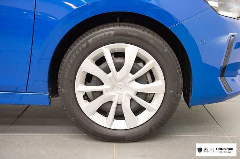 Opel Corsa nuova a Lodi (7)