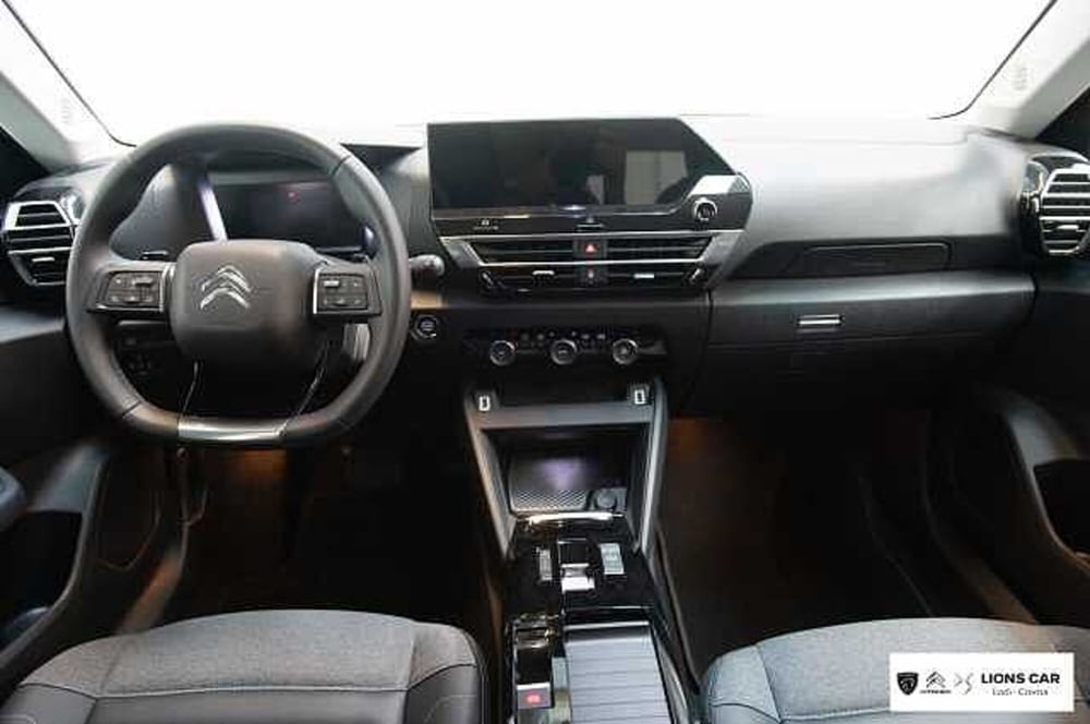 Citroen C4 nuova a Lodi (12)