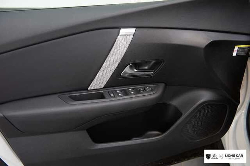 Citroen C4 nuova a Lodi (9)