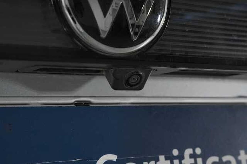 Volkswagen T-Cross usata a Como (11)